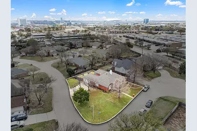 1604 Los Altos Court, Arlington, TX 76006 - Photo 2