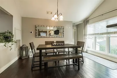 2939 Hunters Point Lane, Carrollton, TX 75007 - Photo 2