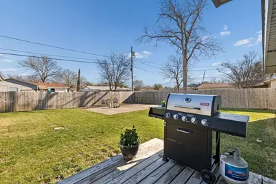 3010 Joanna Drive, Farmers Branch, TX 75234 - Photo 28