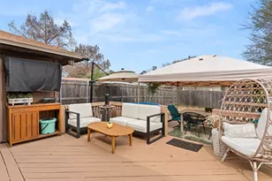 2337 Dalewood Ln, Bedford, TX 76022 - Photo 22