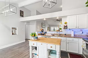 2337 Dalewood Ln, Bedford, TX 76022 - Photo 8