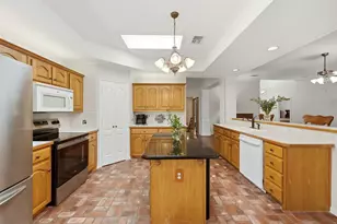 701 Queens Dr, Waxahachie, TX 75165 - Photo 20