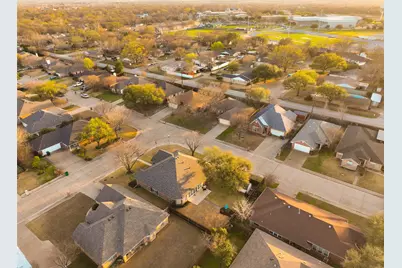 701 Queens Drive, Waxahachie, TX 75165 - Photo 34