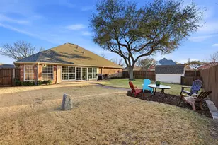 701 Queens Dr, Waxahachie, TX 75165 - Photo 30