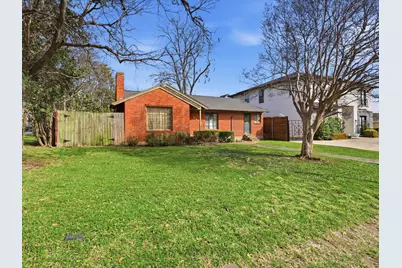 6403 Sondra Drive, Dallas, TX 75214 - Photo 2