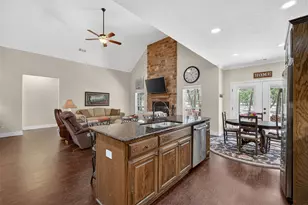 403 Arrowhead Point, Kerens, TX 75144 - Photo 16