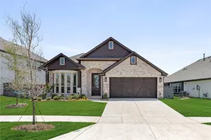 7220 Cherry Blossom Ln, Little Elm, TX 76227 - Photo 2