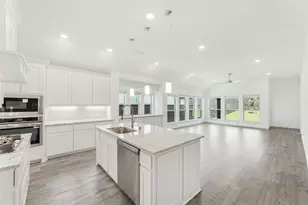 7220 Cherry Blossom Ln, Little Elm, TX 76227 - Photo 10