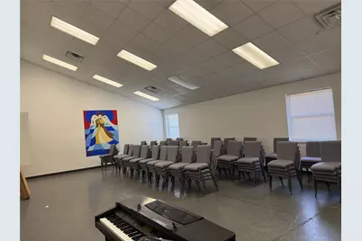 2045 SE Green Oaks Boulevard, Arlington, TX 76017 - Photo 10