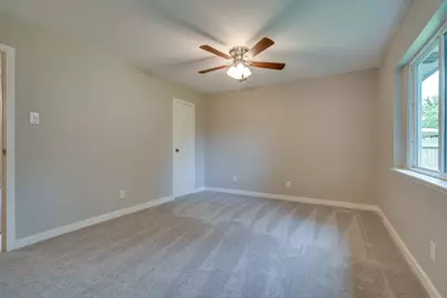 930 Briarwood Drive, Lewisville, TX 75067 - Photo 24
