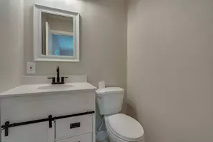 930 Briarwood Dr, Lewisville, TX 75067 - Photo 22