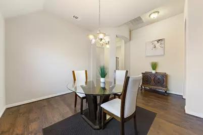 433 Castle Street, DeSoto, TX 75115 - Photo 8