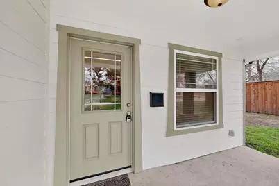 1306 Oak Street, McKinney, TX 75069 - Photo 2