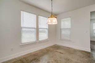 100 Cardinal Woods Ct, Granbury, TX 76049 - Photo 12