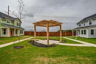 100 Cardinal Woods Ct, Granbury, TX 76049 - Photo 30