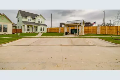 100 Cardinal Woods Court, Granbury, TX 76049 - Photo 32