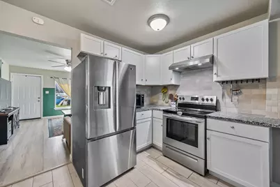 2345 Brothers Street, Fort Worth, TX 76106 - Photo 8