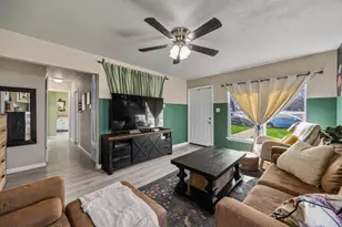 2345 Brothers St, Fort Worth, TX 76106 - Photo 6