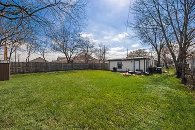 2345 Brothers Street, Fort Worth, TX 76106 - Photo 22