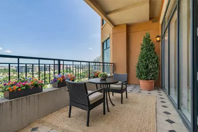 2828 Hood Street #907, Dallas, TX 75219 - Photo 2