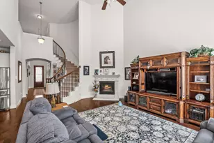 2409 Marshbrook Dr, McKinney, TX 75071 - Photo 4