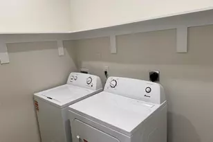 1819 Boxwood Dr, Sherman, TX 75092 - Photo 12