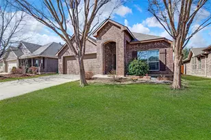 11916 Long Stone Dr, Burleson, TX 76028 - Photo 2
