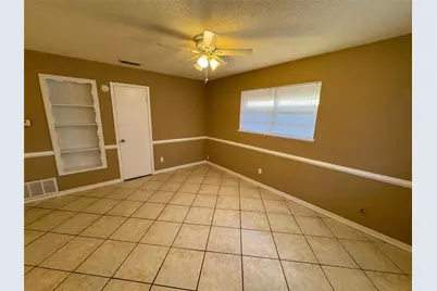1526 W Elm Street, Denison, TX 75020 - Photo 6