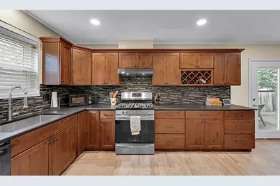 706 Krueger Street, Clifton, TX 76634 - Photo 8