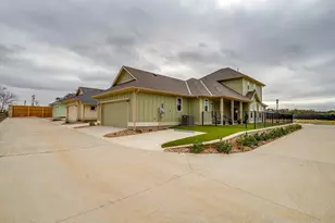 104 Cardinal Woods Ct, Granbury, TX 76049 - Photo 28