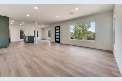 3134 W Jefferson Boulevard, Dallas, TX 75211 - Photo 4