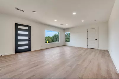 3134 W Jefferson Boulevard, Dallas, TX 75211 - Photo 10