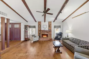 2204 Red Bluff Dr, Carrollton, TX 75007 - Photo 8