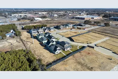 106 Cardinal Woods Court, Granbury, TX 76049 - Photo 10