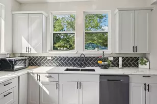 702 Griffith, Terrell, TX 75160 - Photo 10