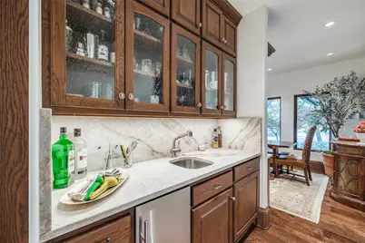 6812 Midcrest Drive, Dallas, TX 75254 - Photo 8