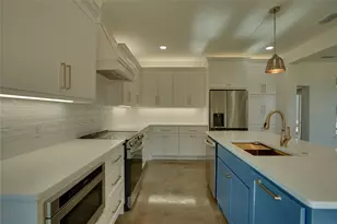 110 Cardinal Woods Ct, Granbury, TX 76049 - Photo 8