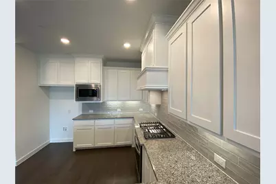 2721 Vista Park Lane, Lewisville, TX 75067 - Photo 6