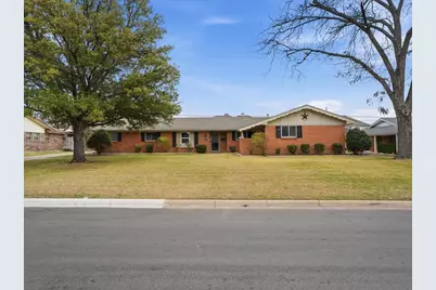 4101 Plantation Drive, Benbrook, TX 76116 - Photo 2