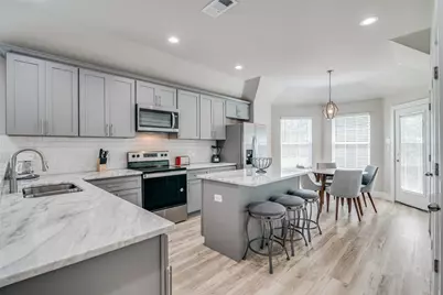 2845 Oakdale Street, Dallas, TX 75215 - Photo 10