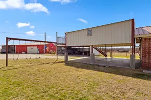 1219 Co Rd 3550, Paradise, TX 76073 - Photo 18