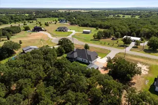 117 Coyote Cave Ln, Alvord, TX 76225 - Photo 28