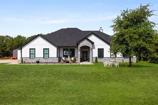 117 Coyote Cave Ln, Alvord, TX 76225 - Photo 1