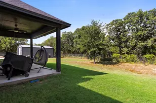 117 Coyote Cave Ln, Alvord, TX 76225 - Photo 22