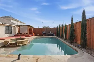 1039 Wood Brook Dr, Grand Prairie, TX 75052 - Photo 20