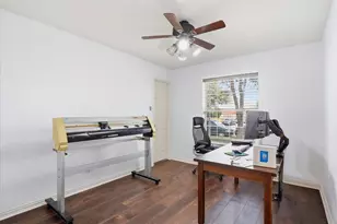 1039 Wood Brook Dr, Grand Prairie, TX 75052 - Photo 14