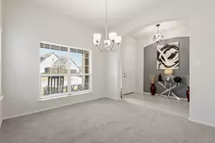 908 Madeline Ln, Cleburne, TX 76033 - Photo 4