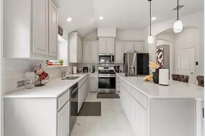 908 Madeline Lane, Cleburne, TX 76033 - Photo 8