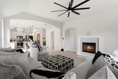 908 Madeline Lane, Cleburne, TX 76033 - Photo 14