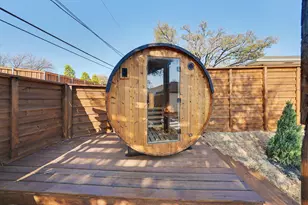 7115 Cosgrove Dr, Dallas, TX 75231 - Photo 32